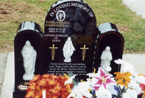 RADIUS TOP LG ALCOVES HEADSTONE